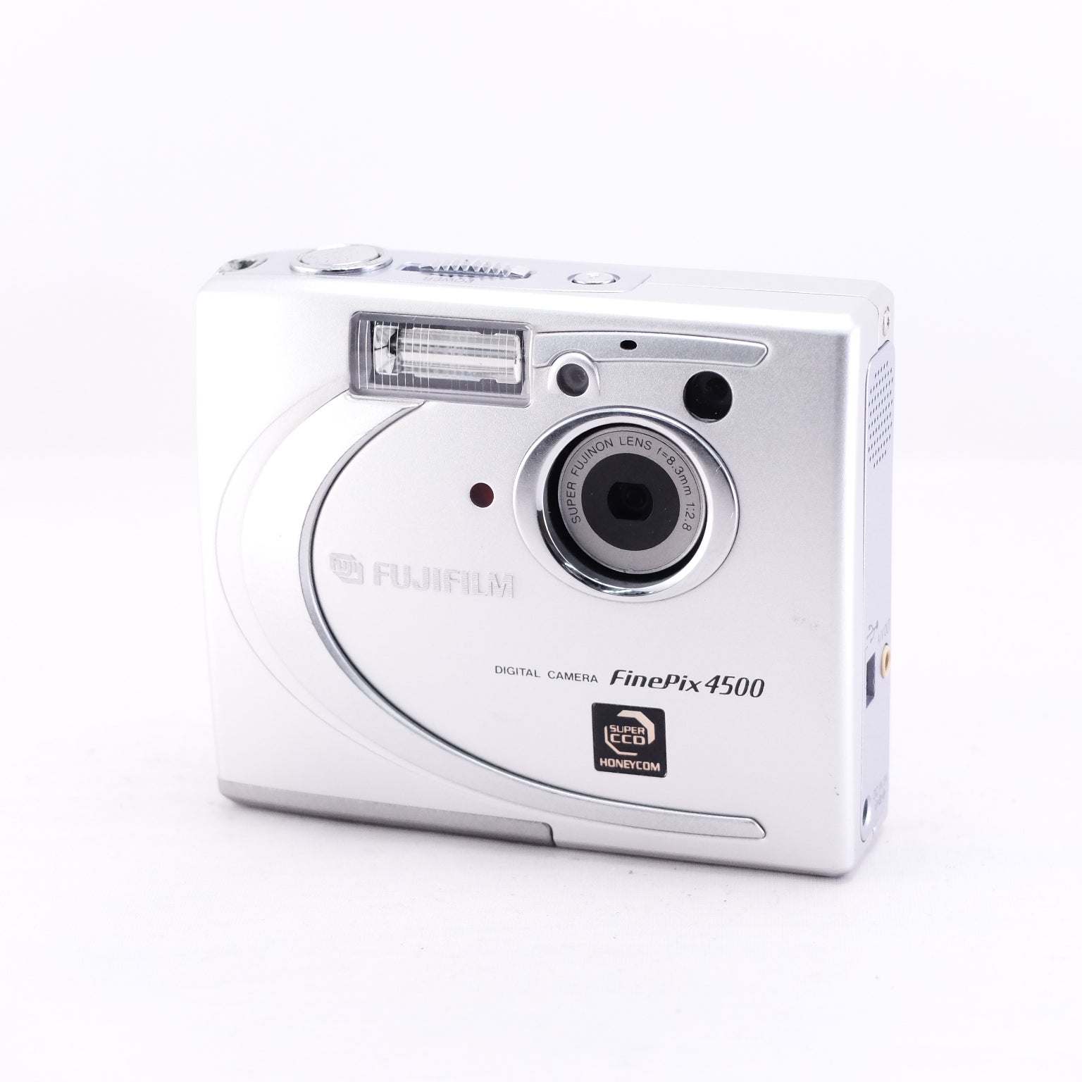 2000 FUJIFILM FinePix 4500