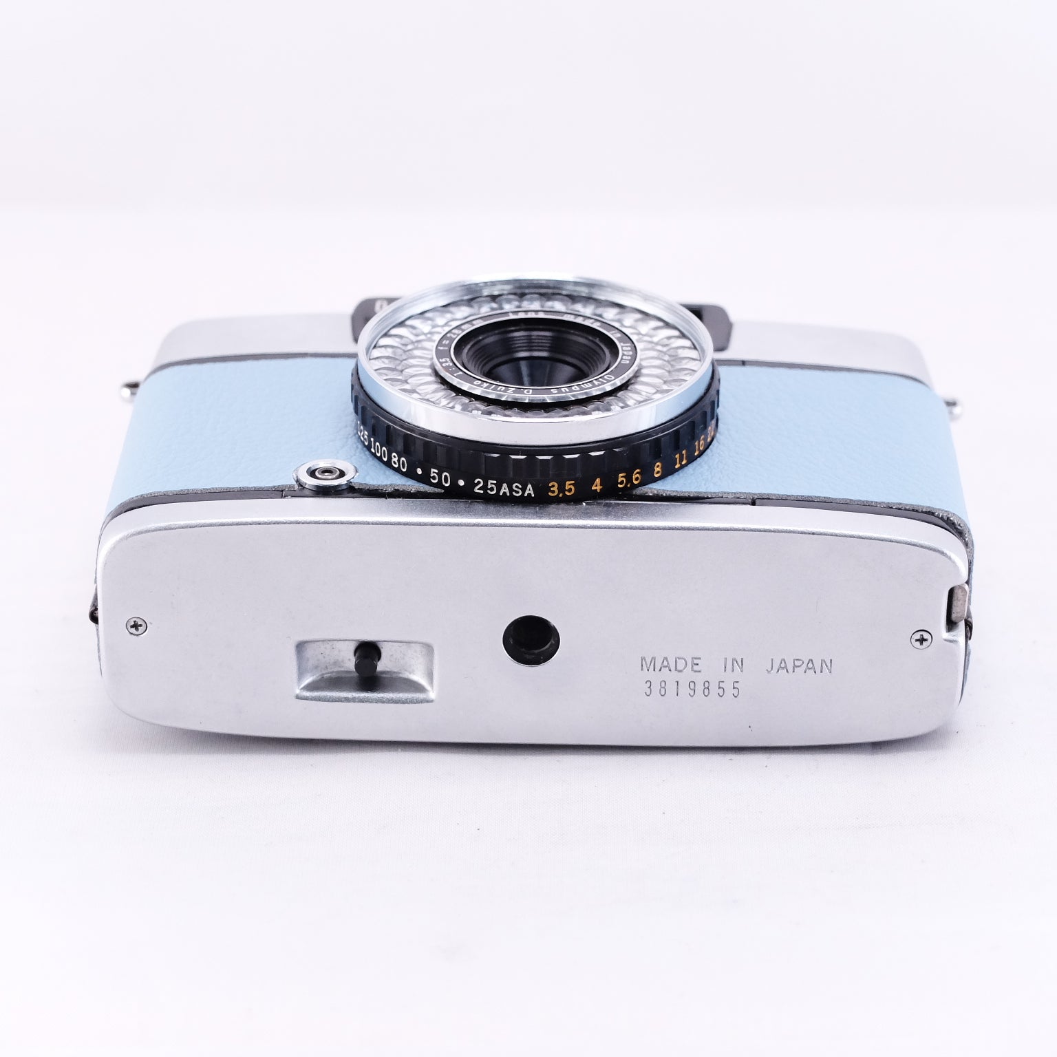OLYMPUS PEN EE-3 (Salvia Blue) 1973年誕生
