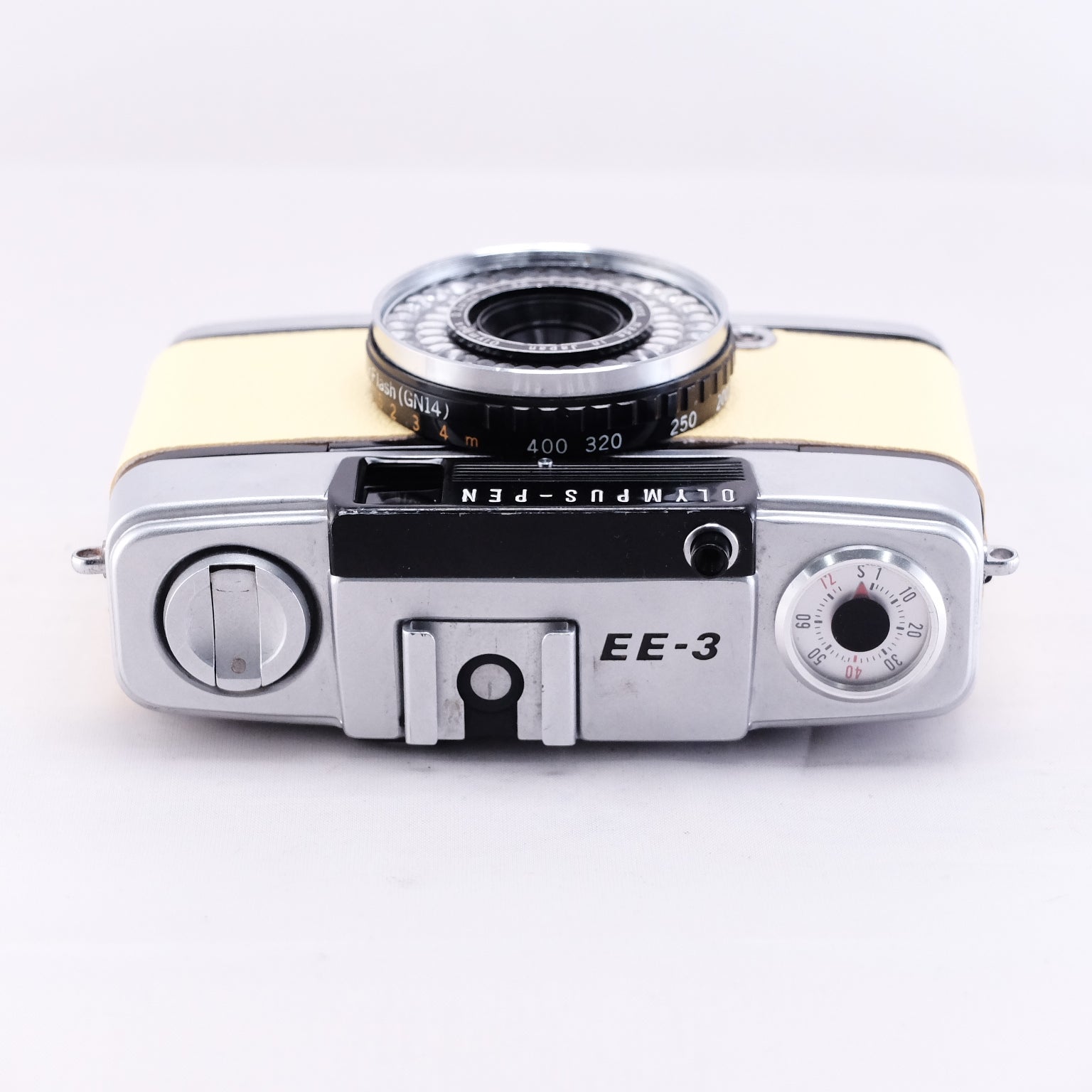 OLYMPUS PEN EE-3 (Egg Yellow)