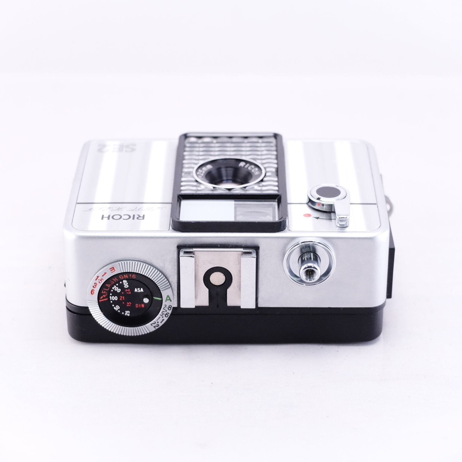 Ricoh AUTO HALF SE2 (Cristal wave) ※整備済み