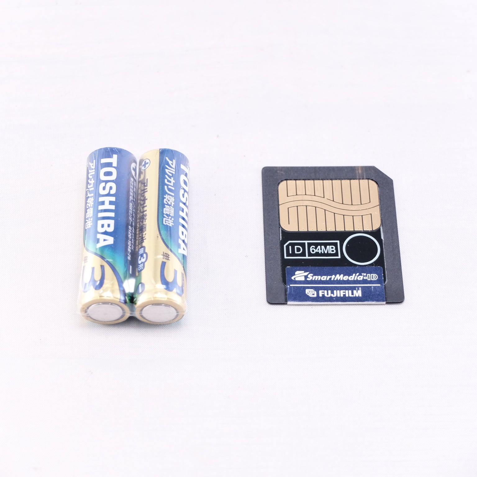 【FUJIFILM】FinePix 4500(シルバー)#1148358206790 (メモリーカード&電池付き) | 東京CAMERA