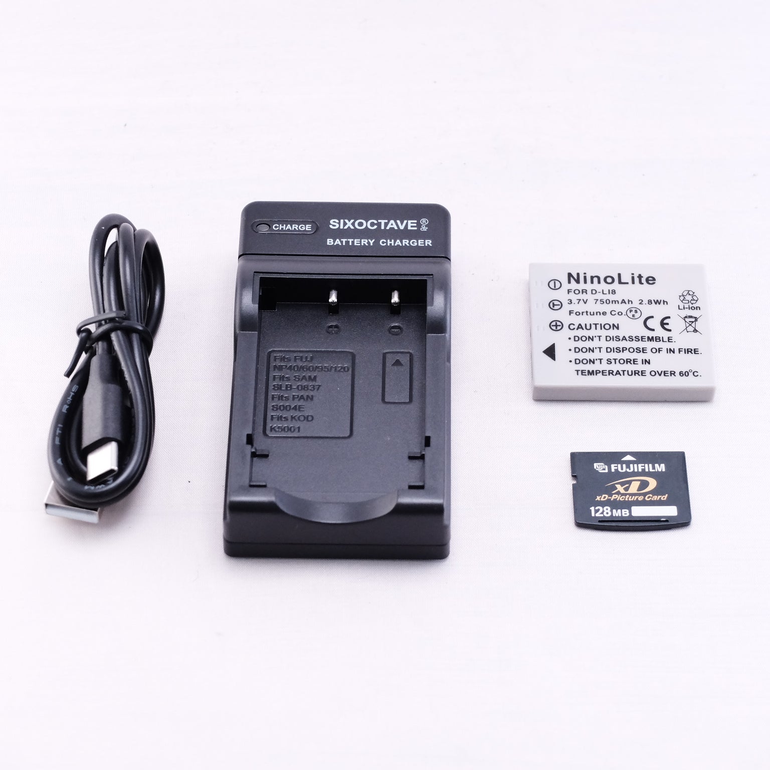 2005 FUJIFILM FinePix Z1(メモリーカード&バッテリー/充電器付き)