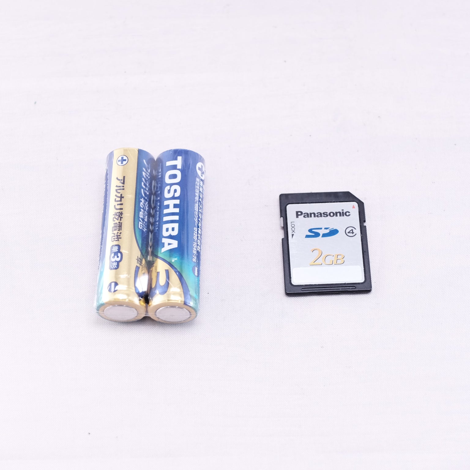 2003 RICOH Caplio G4wide(メモリーカード&電池付き)