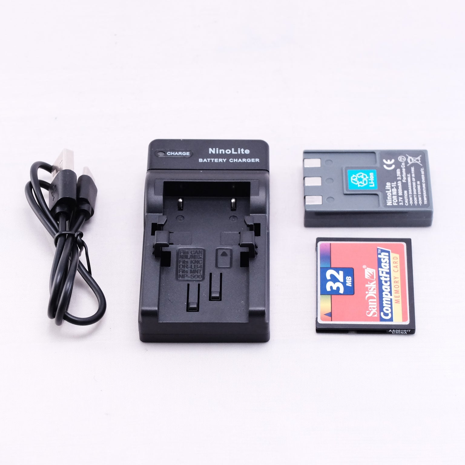 2000 Canon IXY DIGITAL 初代(メモリーカード&バッテリー/充電器付き)