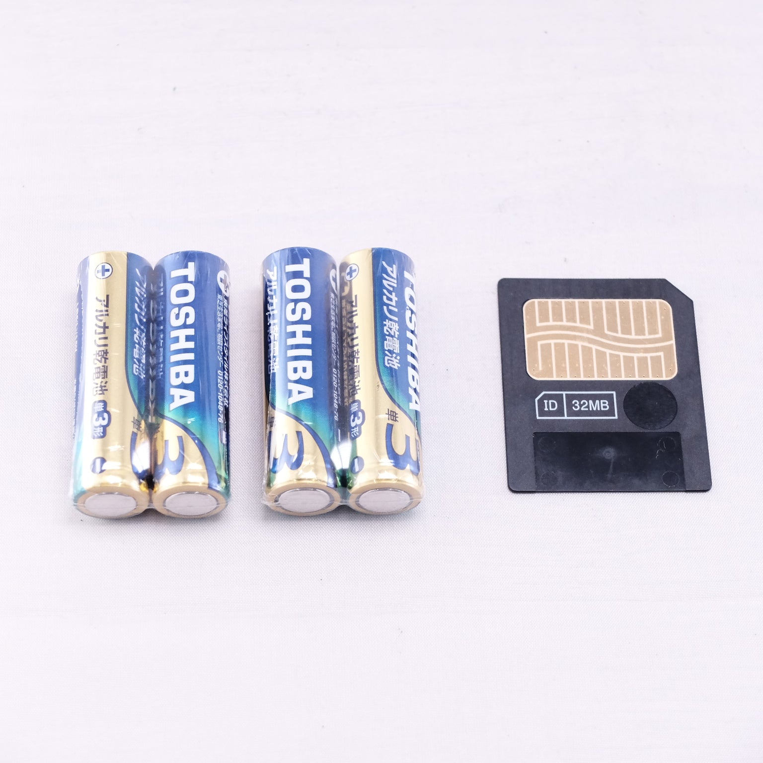 2002 OLYMPUS CAMEDIA C-2 ZOOM(メモリーカード&電池付き)