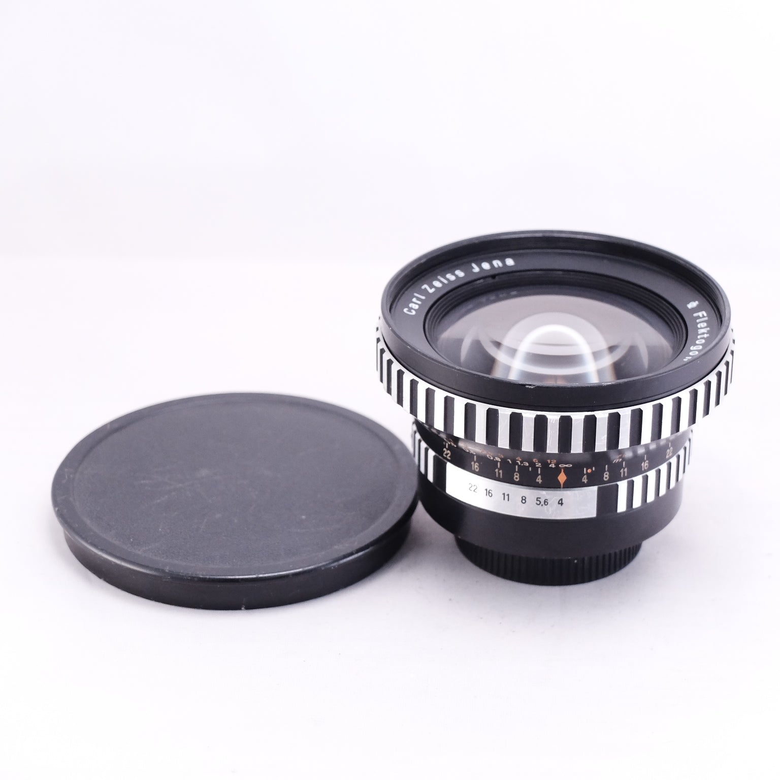 Carl Zeiss Jena Flektogon 20mm F4 [M42]