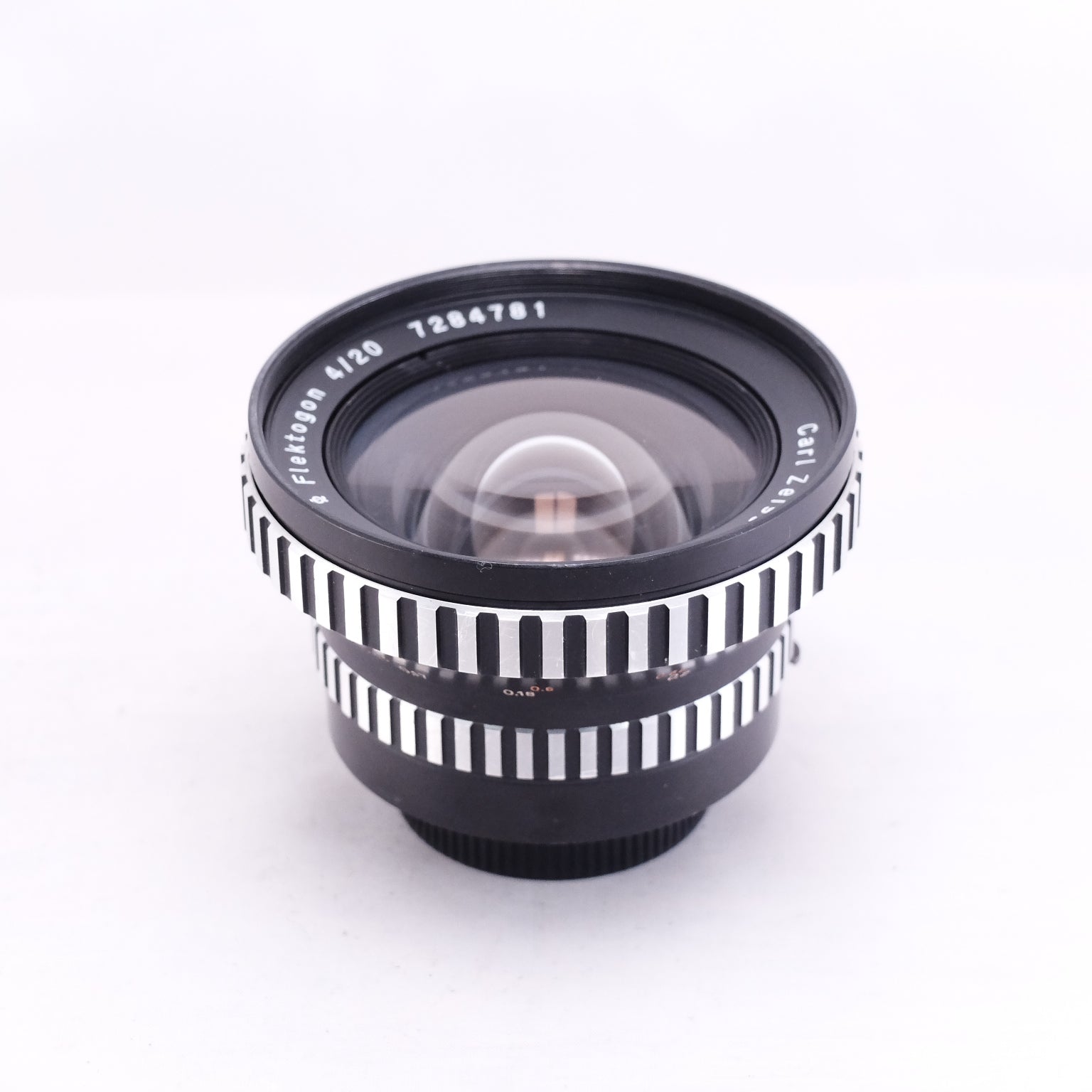 Carl Zeiss Jena Flektogon 20mm F4 [M42]