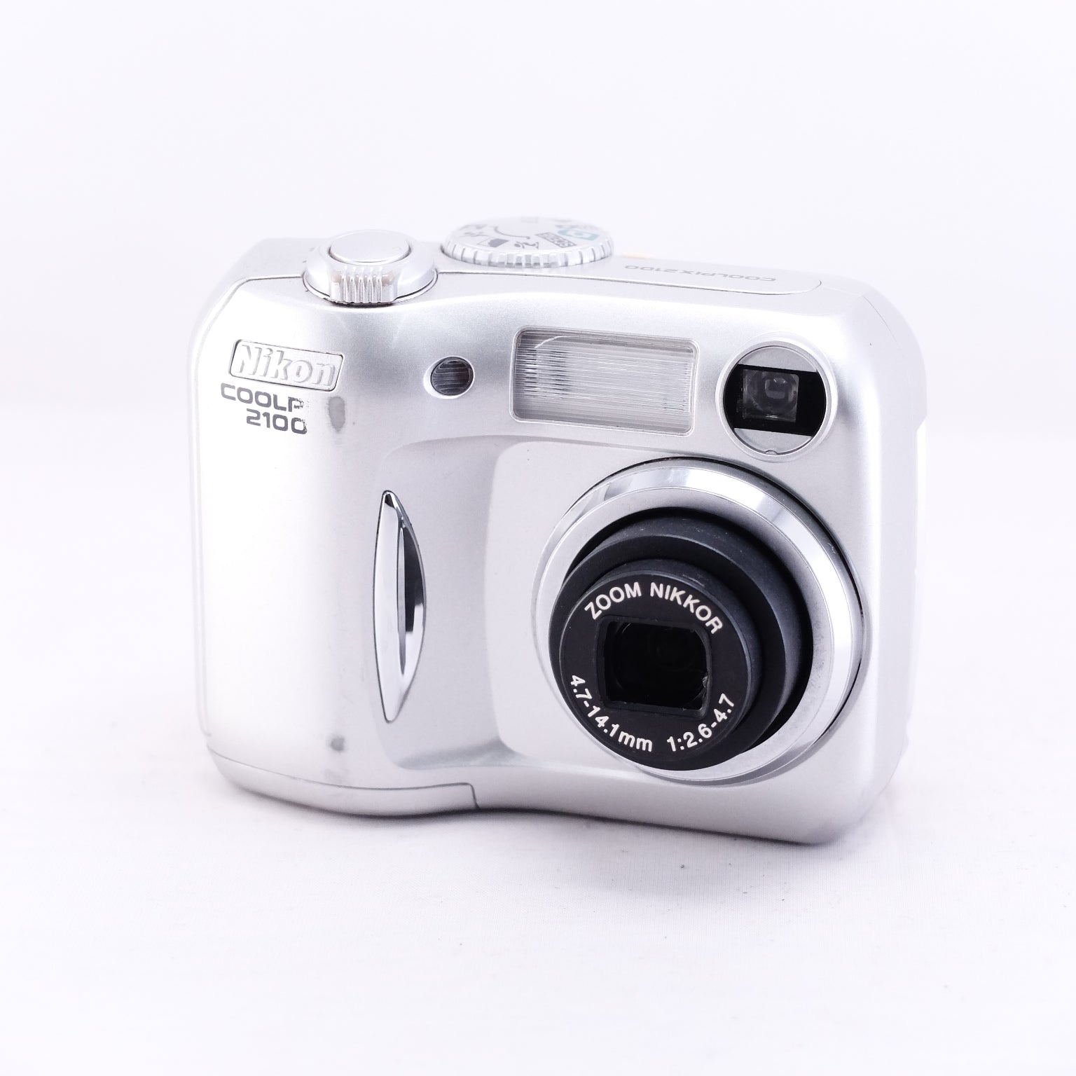 2003 Nikon COOLPIX 2100(メモリーカード&電池付き)