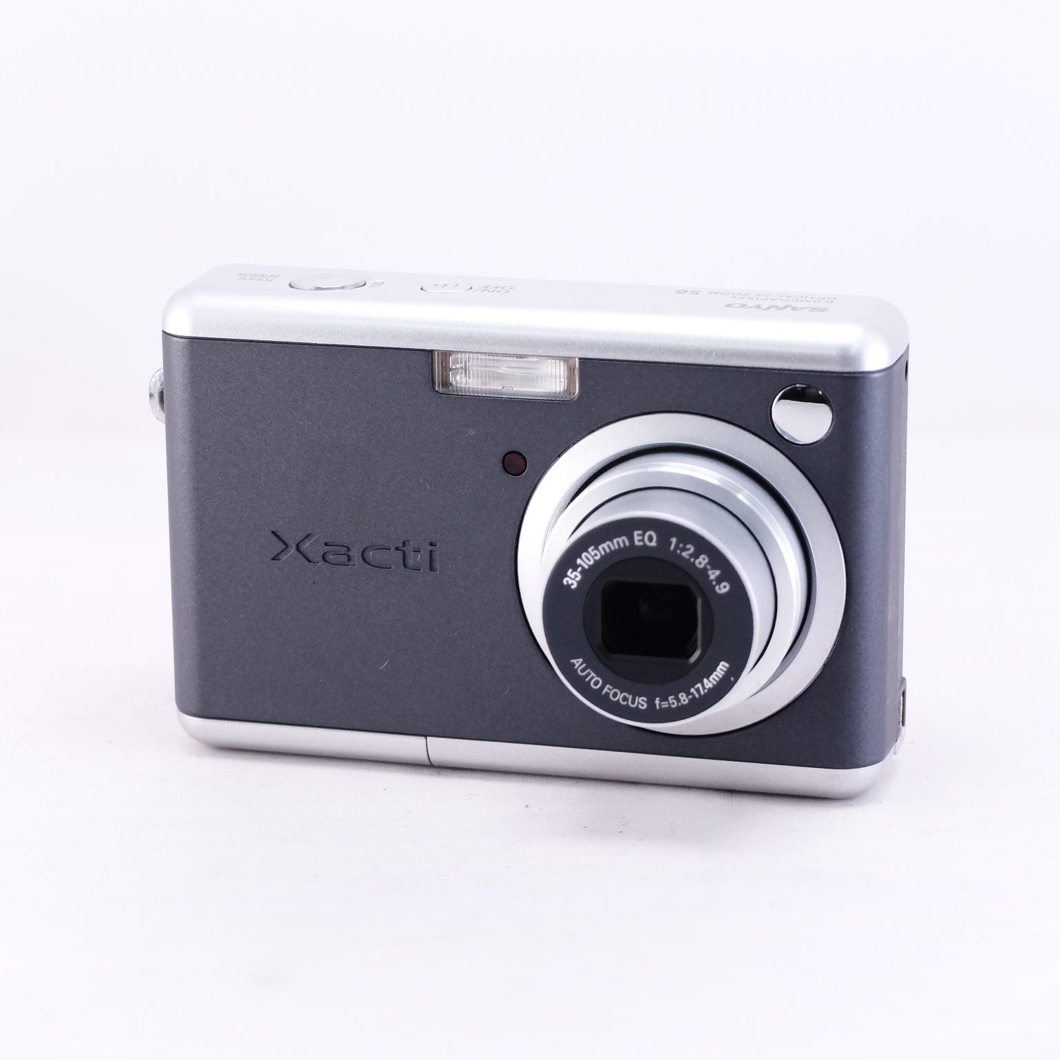 2005　SANYO Xacti DSC-S6（メモリーカード&電池付き）