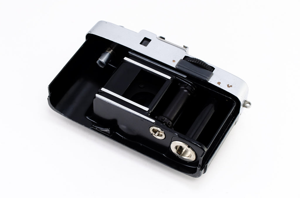 【OLYMPUS】PEN (純正グレー) ※整備品 CLA’ｄ | 東京CAMERA
