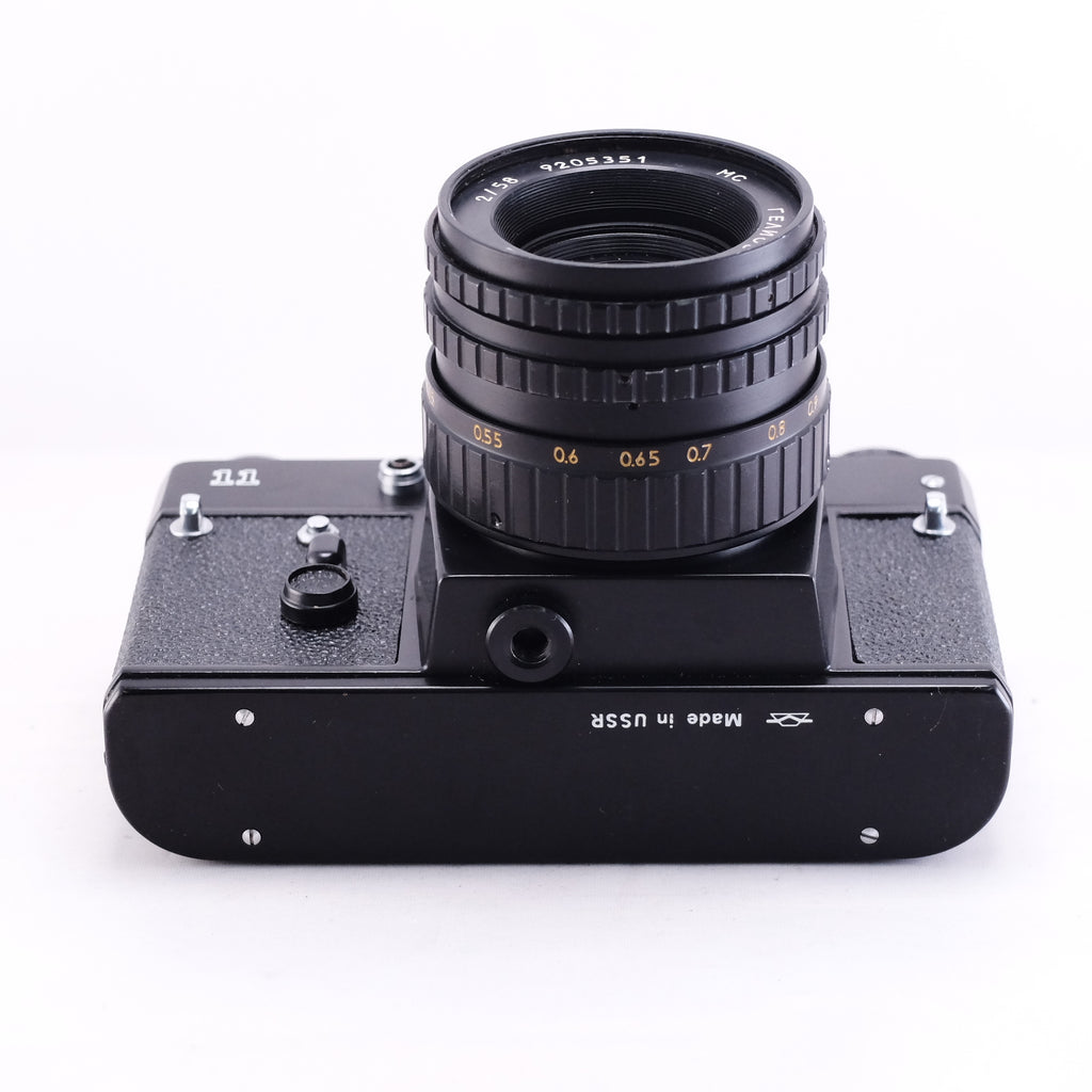 ZENIT 11 + Helios 44-3 MC 58/2
