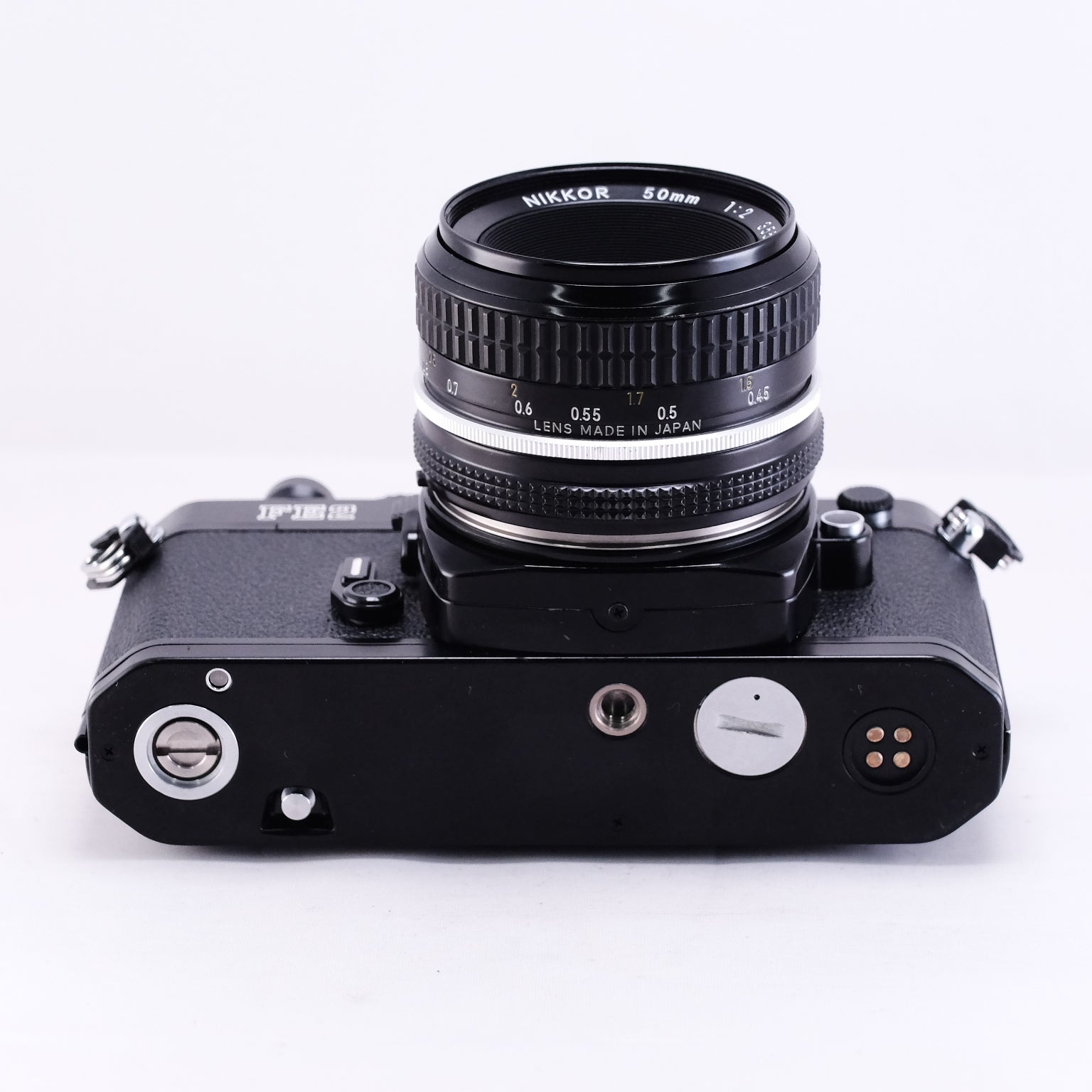 Nikon FE2 (Black) + New NIKKOR Ai改 50mm F2