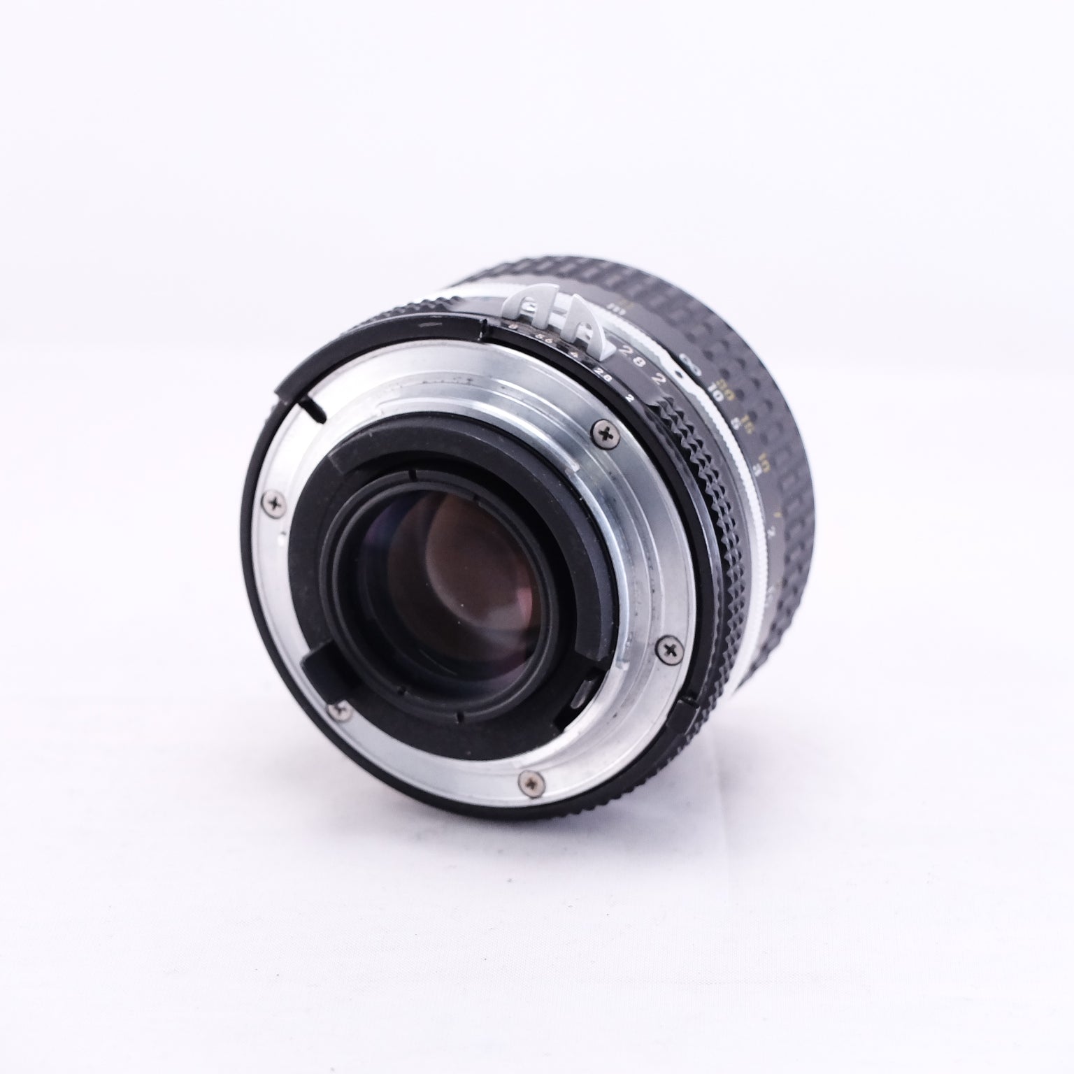 Nikon FE2 (Black) + New NIKKOR Ai改 50mm F2