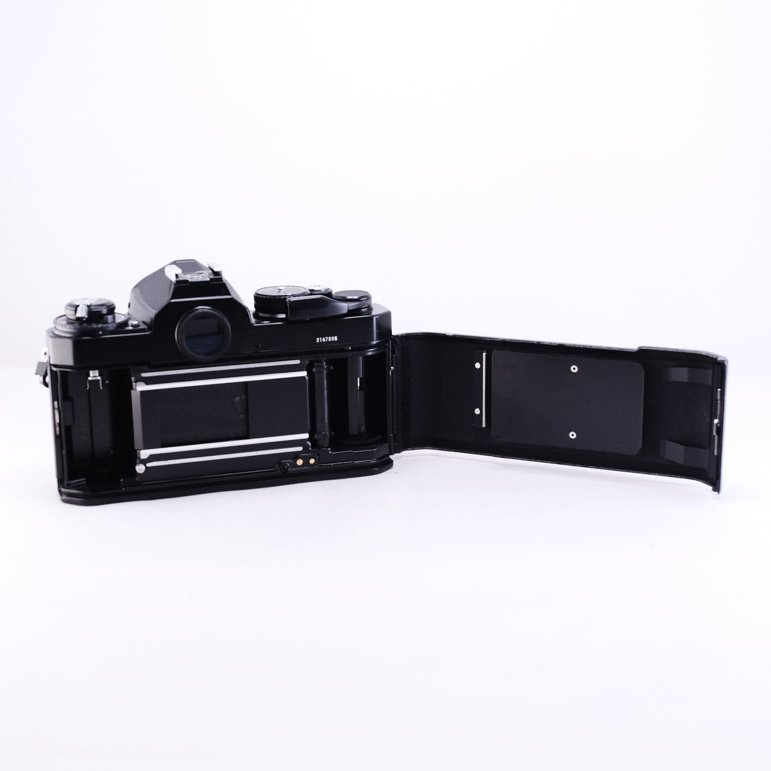 Nikon FE2 (Black) + New NIKKOR Ai改 50mm F2