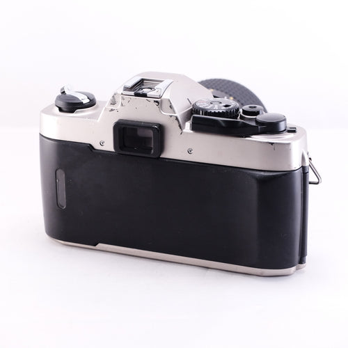 NIKON FM10 + Zoom-NIKKOR 35-70mm F3.5-4.8 ※整備品