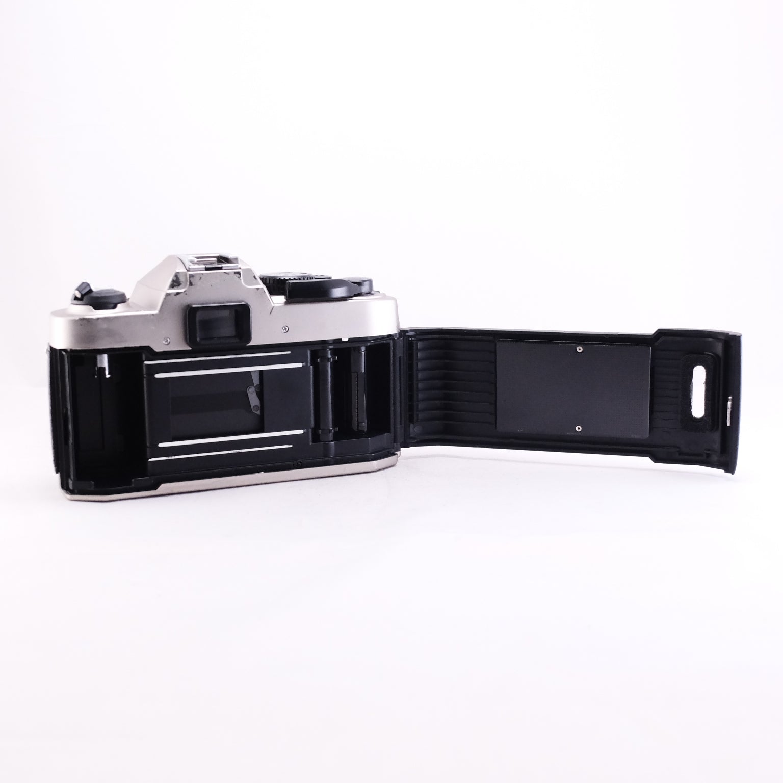 NIKON FM10 + Zoom-NIKKOR 35-70mm F3.5-4.8 ※整備品