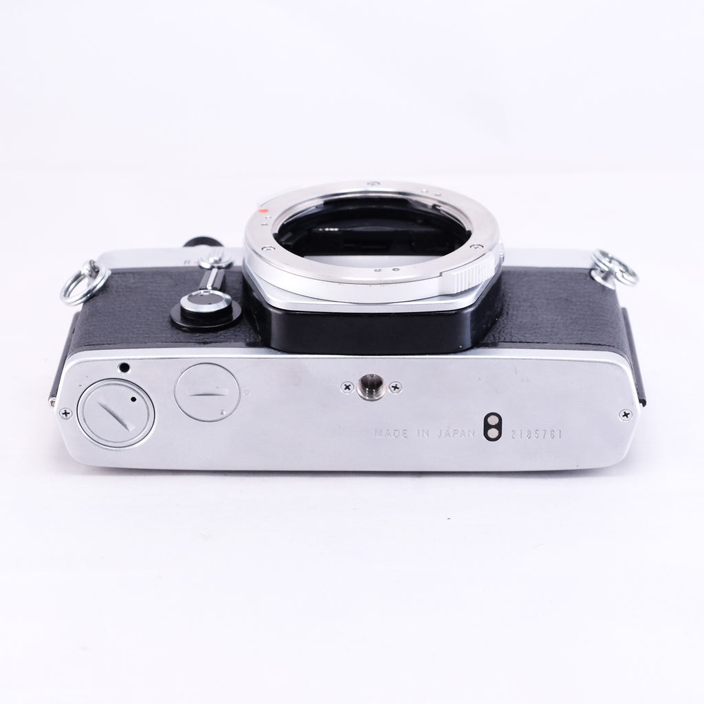 OLYMPUS OM-1n (Silver)