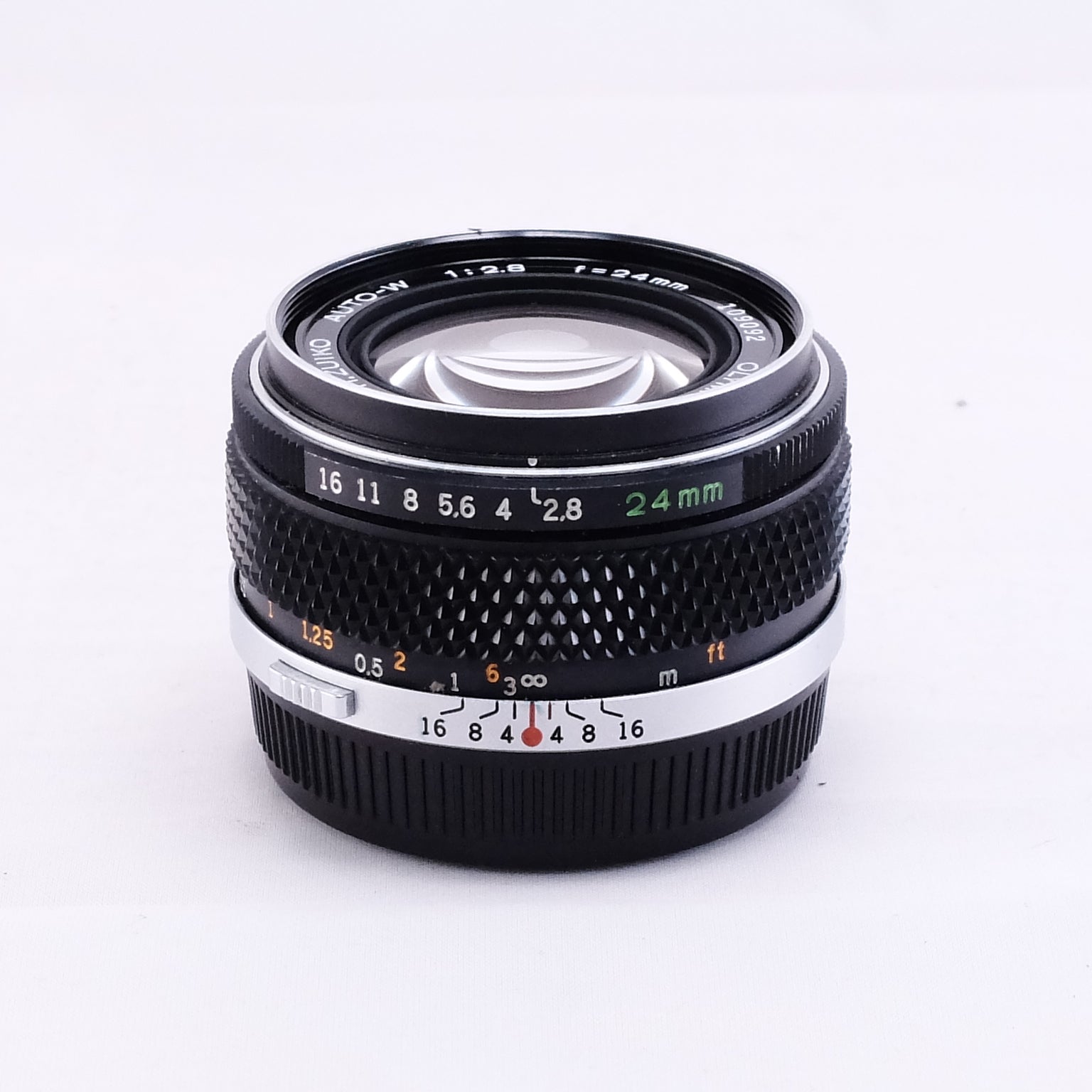 OLYMPUS OM H.ZUIKO AUTO-W 24mm F2.8 [OM]