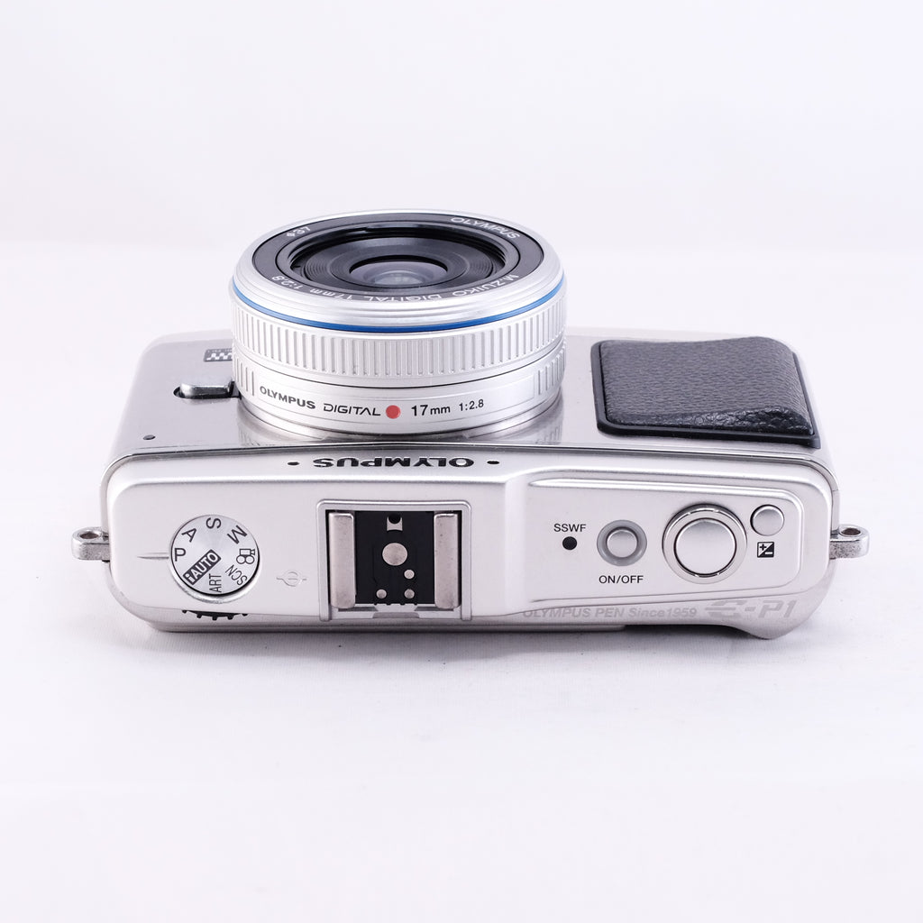 OLYMPUS PEN E-P1 + M.ZUIKO DIGITAL 17mm G2.8