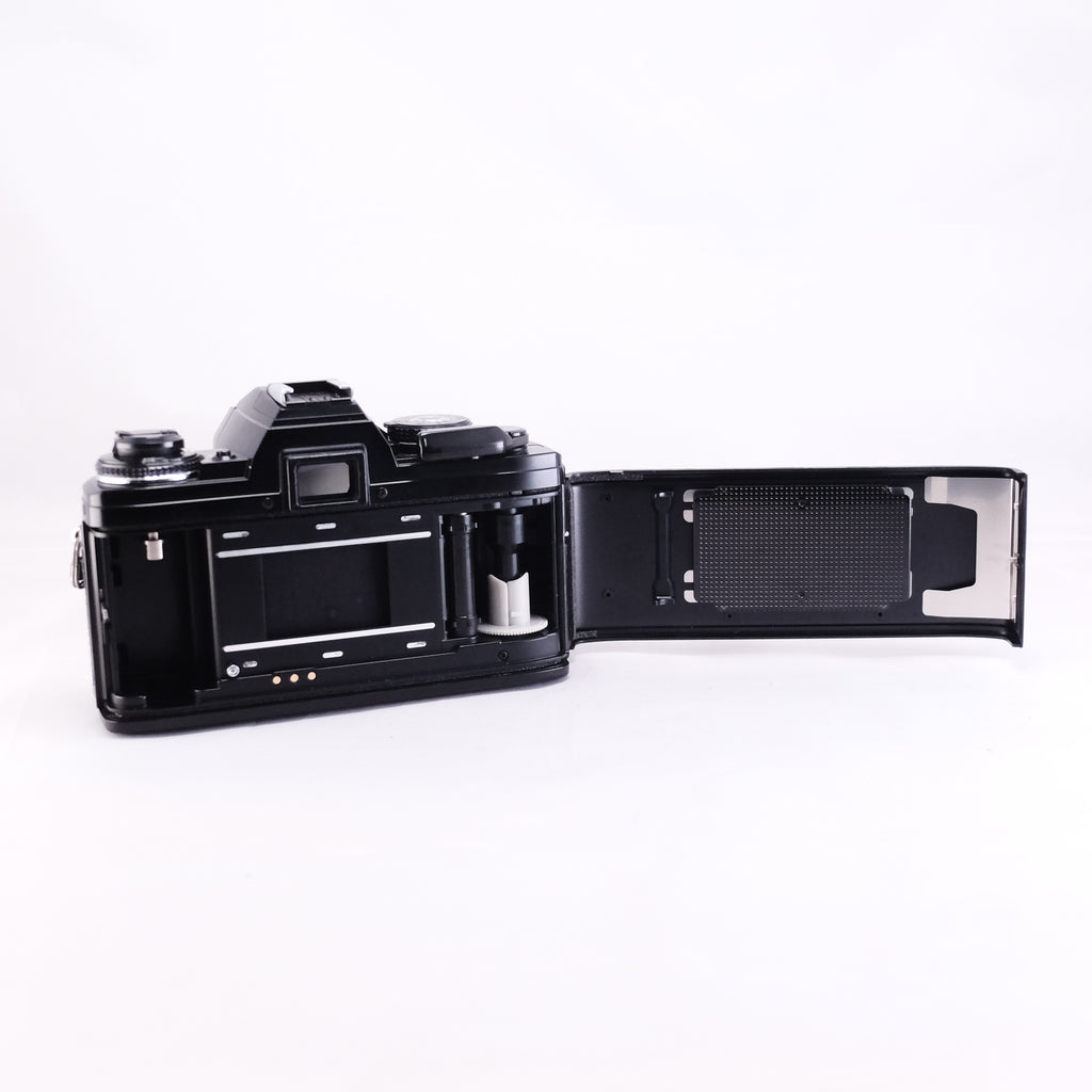 MINOLTA X-700 + MD ROKKOR 50mm F1.7