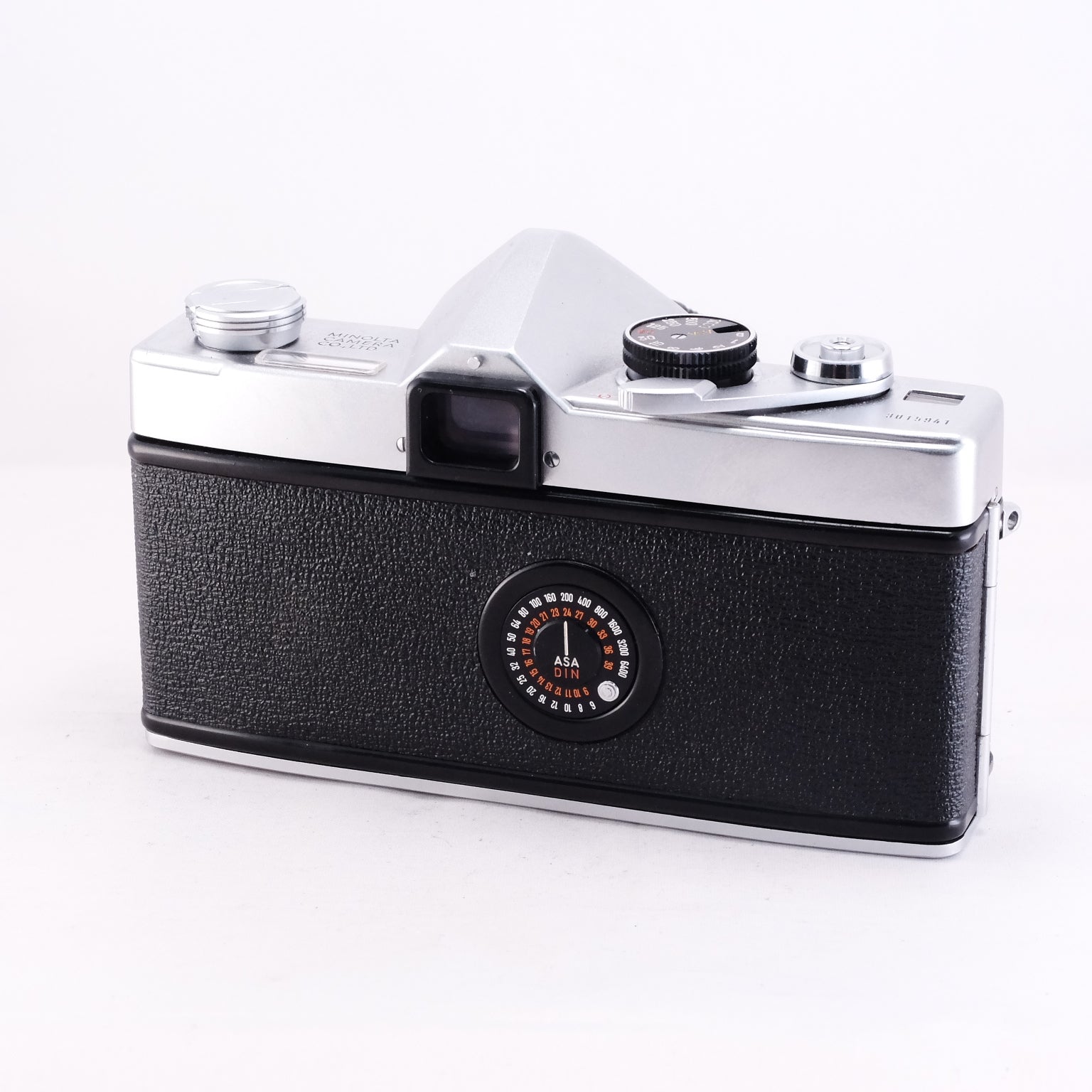 Minolta SR-7 + Auto ROKKOR-PF 58mm F1.4 [SR/MD]