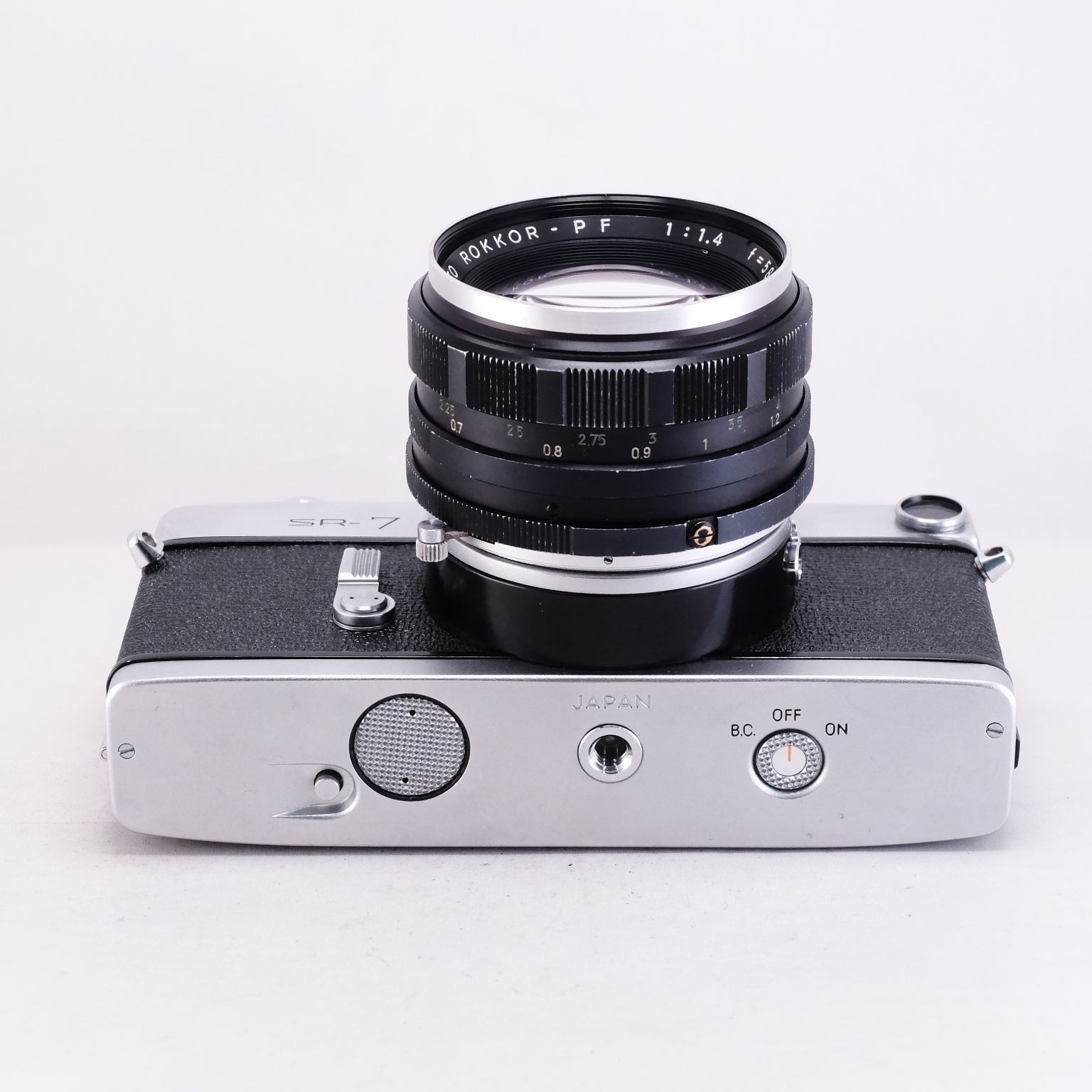 Minolta SR-7 + Auto ROKKOR-PF 58mm F1.4 [SR/MD]