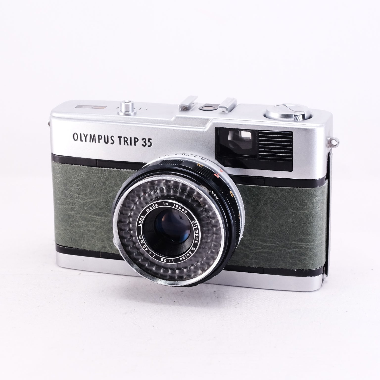 OLYMPUS TRIP 35 (Green Cowhide Style)