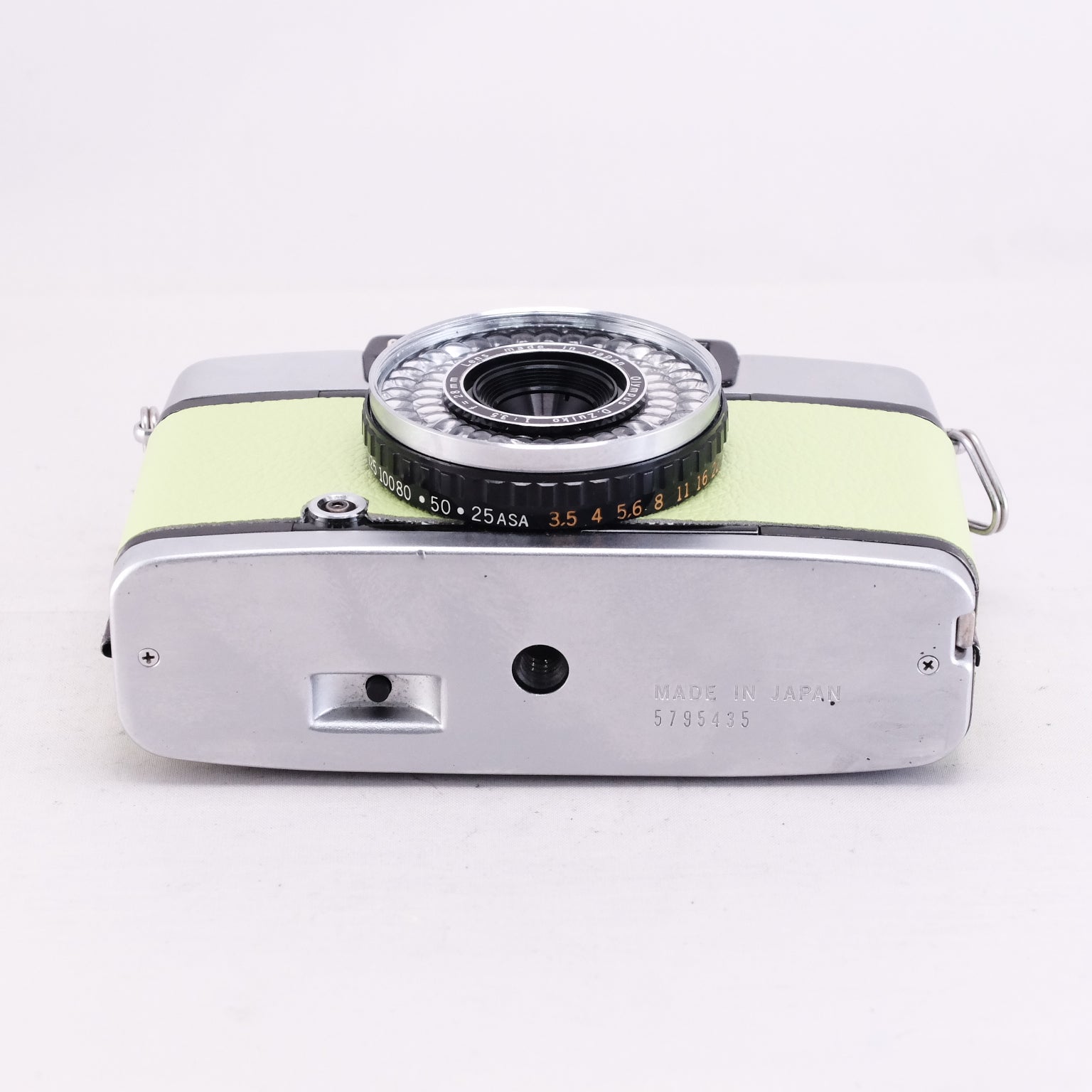 OLYMPUS PEN EE-3 (Light Green)