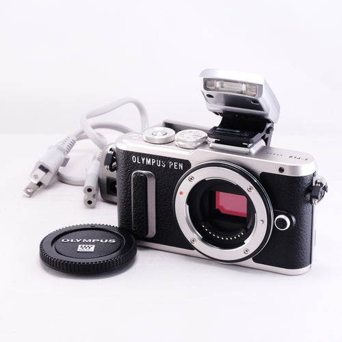 OLYMPUS PEN E-PL8 Body (Black) + Flash (4FS1)