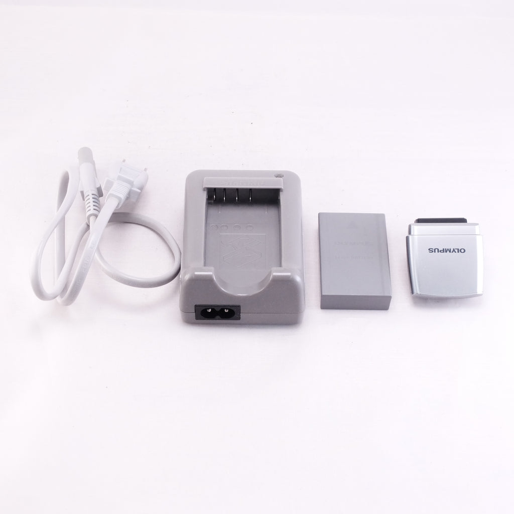 OLYMPUS PEN E-PL8 Body (Black) + Flash (4FS1)