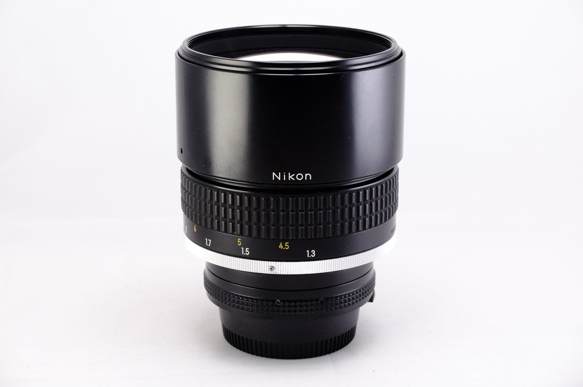 【Nikon】Ai-s NIKKOR 135mm F2 [F] #1247545215919 | 東京CAMERA