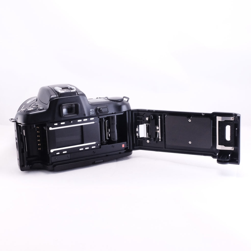Nikon F-601 + AF NIKKOR 35-105mm F3.5-4.5