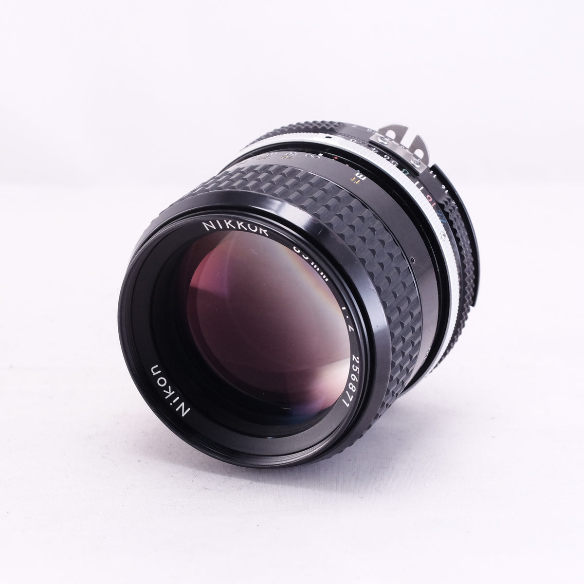 Nikon Ai NIKKOR 85mm F2 [F]