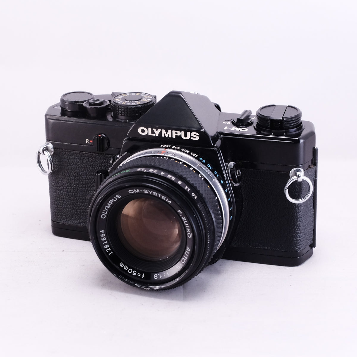 Olympus OM-1 + F.Zuiko 50mm F1.8 (Black)