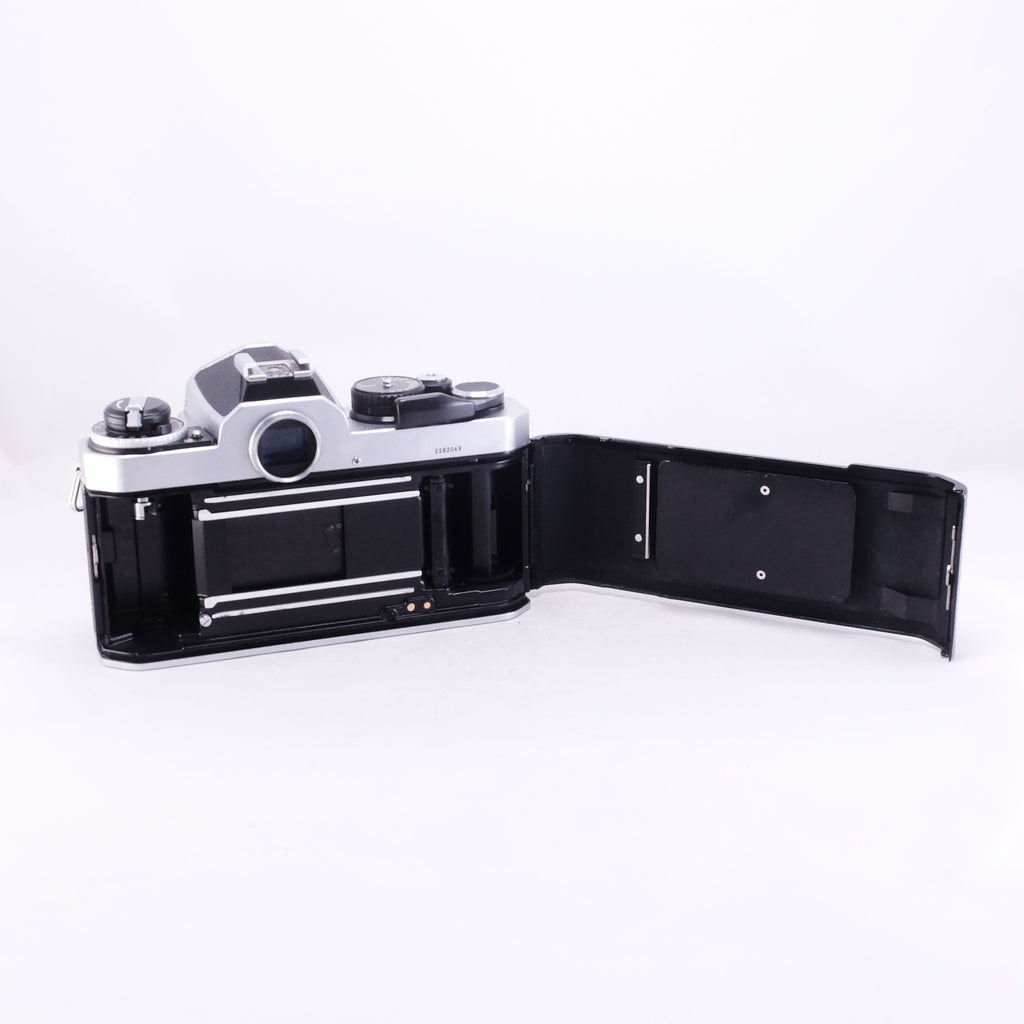 Nikon FE2 Silver Body