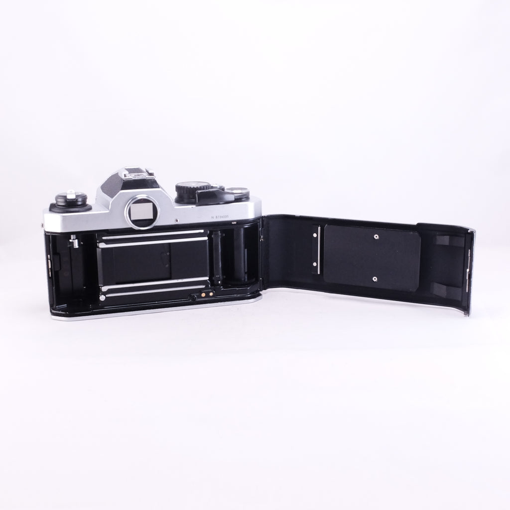 Nikon New FM2 (Silver)  [F]