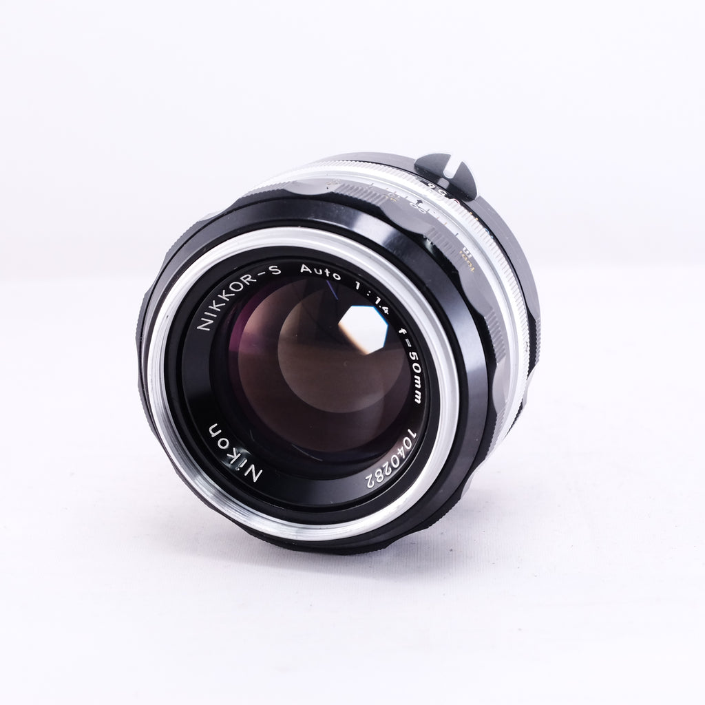 Nikon Nikomat EL (Black) + NIKKOR-S Auto 50mm F1.4