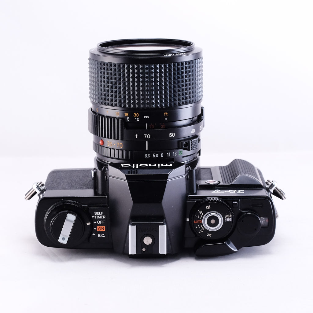 MINOLTA X-7 (Black) + MD ZOOM 35-70mm F3.5