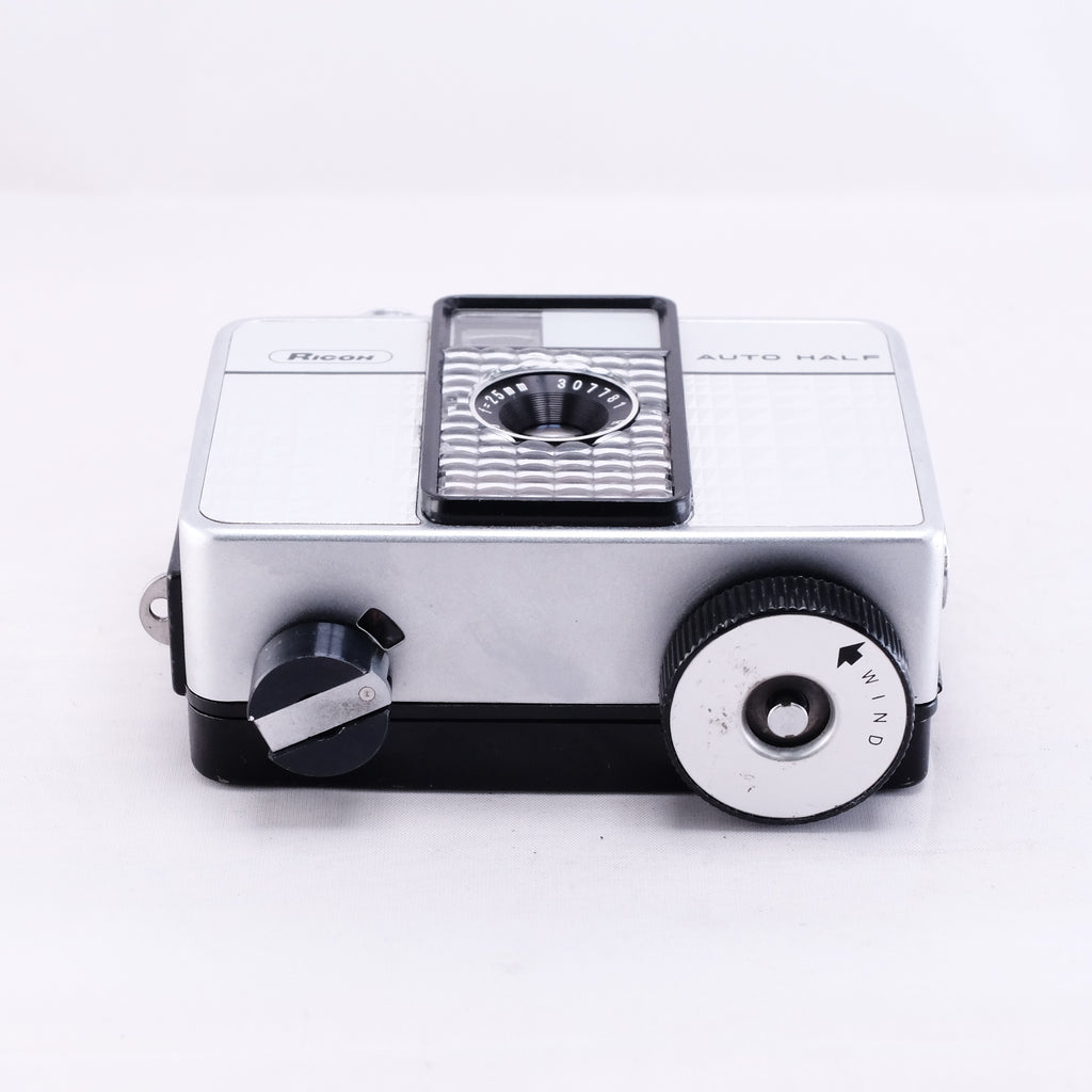 Ricoh AUTO HALF E (white) ※整備品