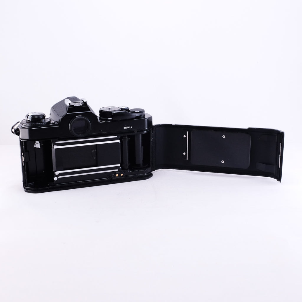 Nikon FE2 (Black)
