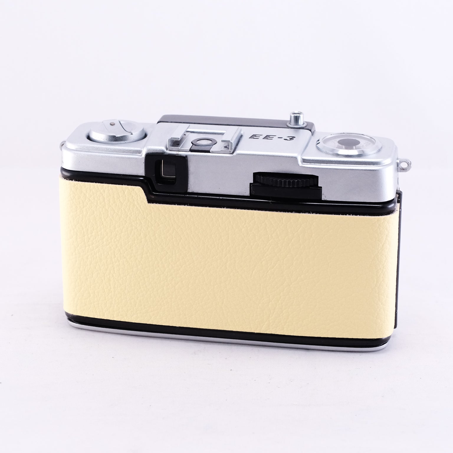 OLYMPUS　PEN EE-3 (Egg Yellow)