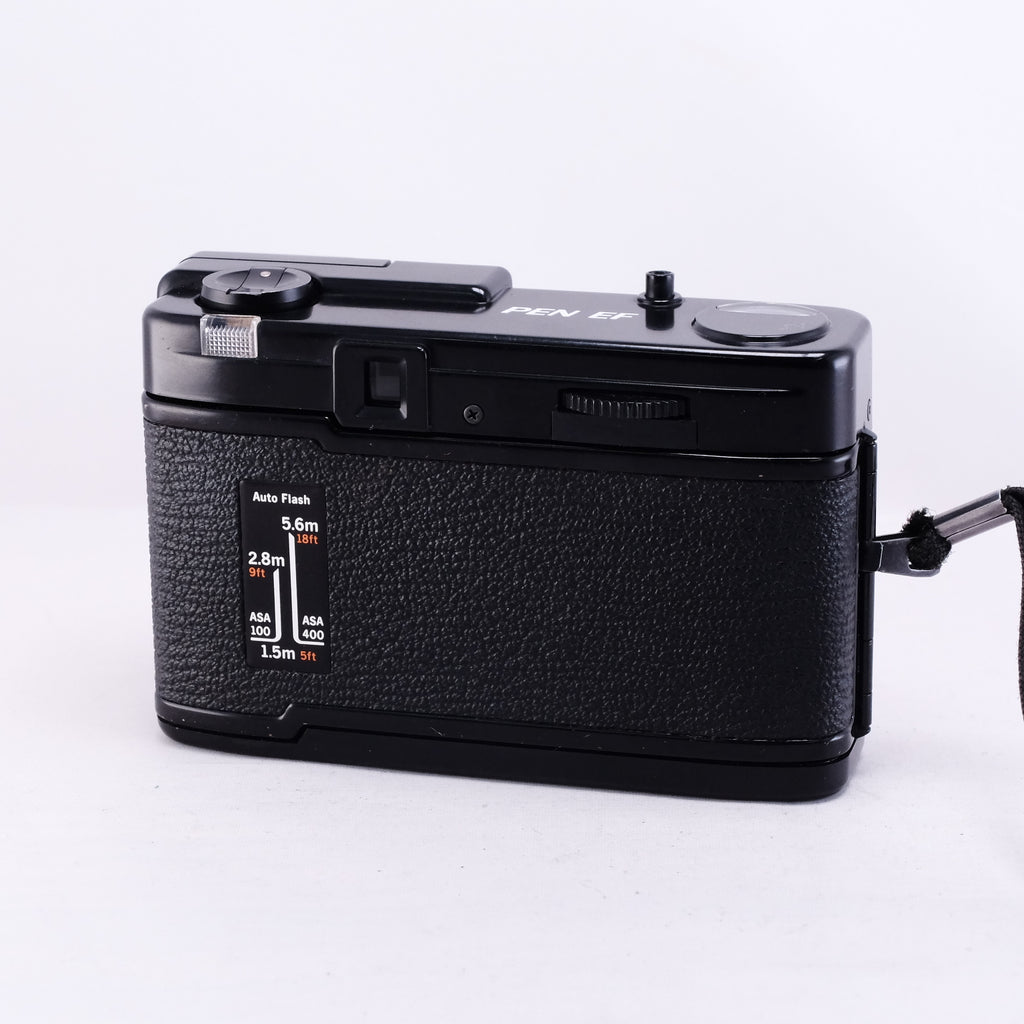 OLYMPUS PEN EF (フラッシュ内臓）