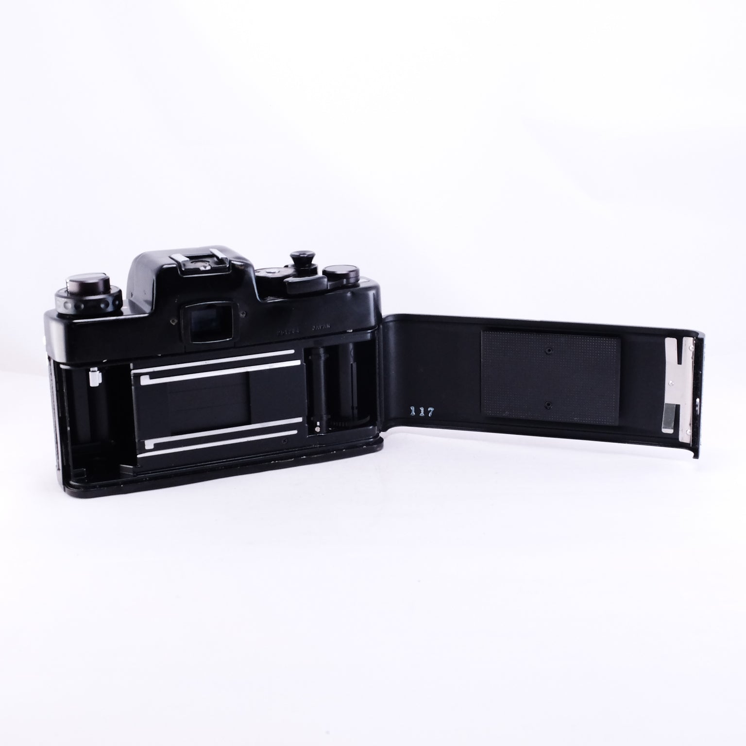 augus CR-1 + Auto-Cintar 55mm F1.7 富岡光学製レンズ