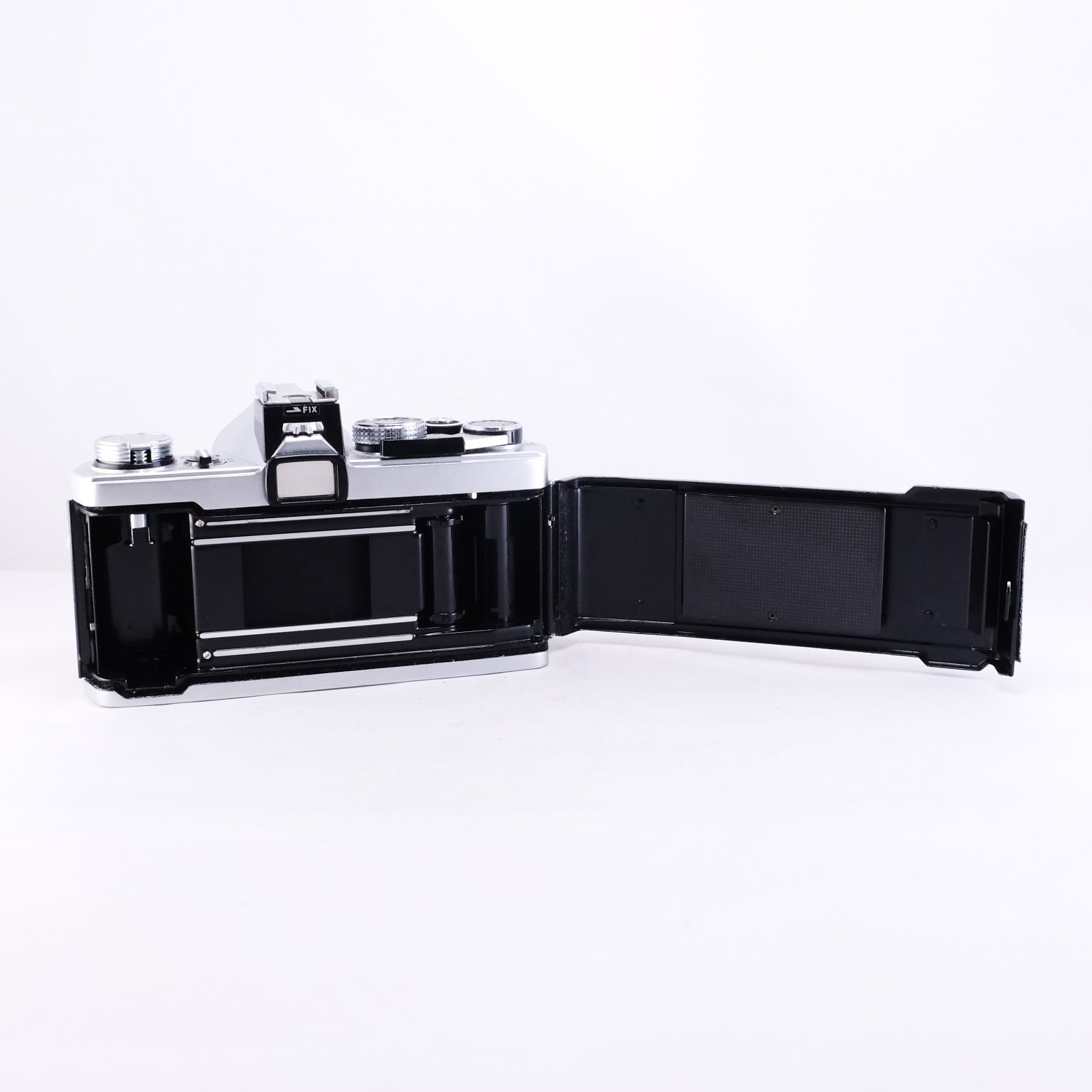 OLYMPUS OM-1 ＋ F.ZUIKO AUTO-S 50mm F1.8 [OM]