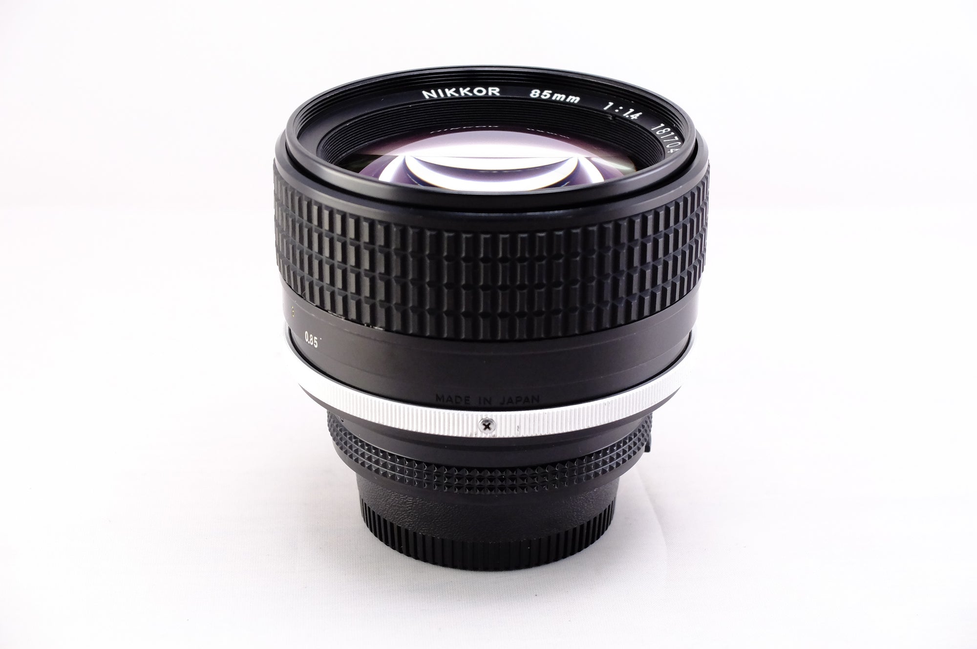 ＊整備品【Nikon】NIKKOR 85mm F1.4 Ai-S [F]