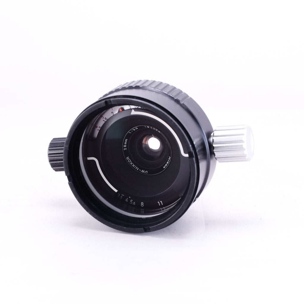 Nikon NIKONOS-V (Orange) + UW-NIKKOR 28mm F3.5