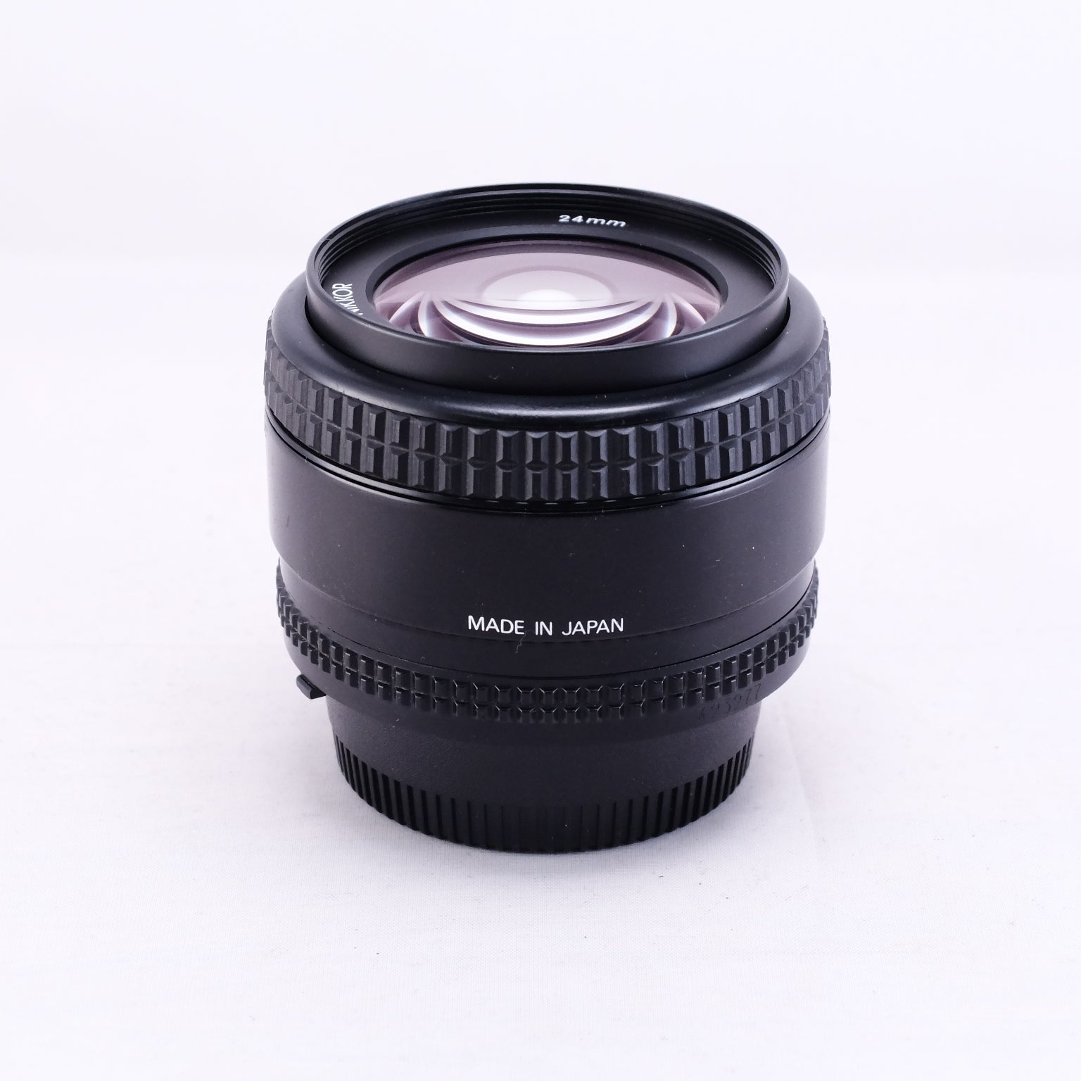 Nikon AF NIKKOR 24mm F2.8D [F]