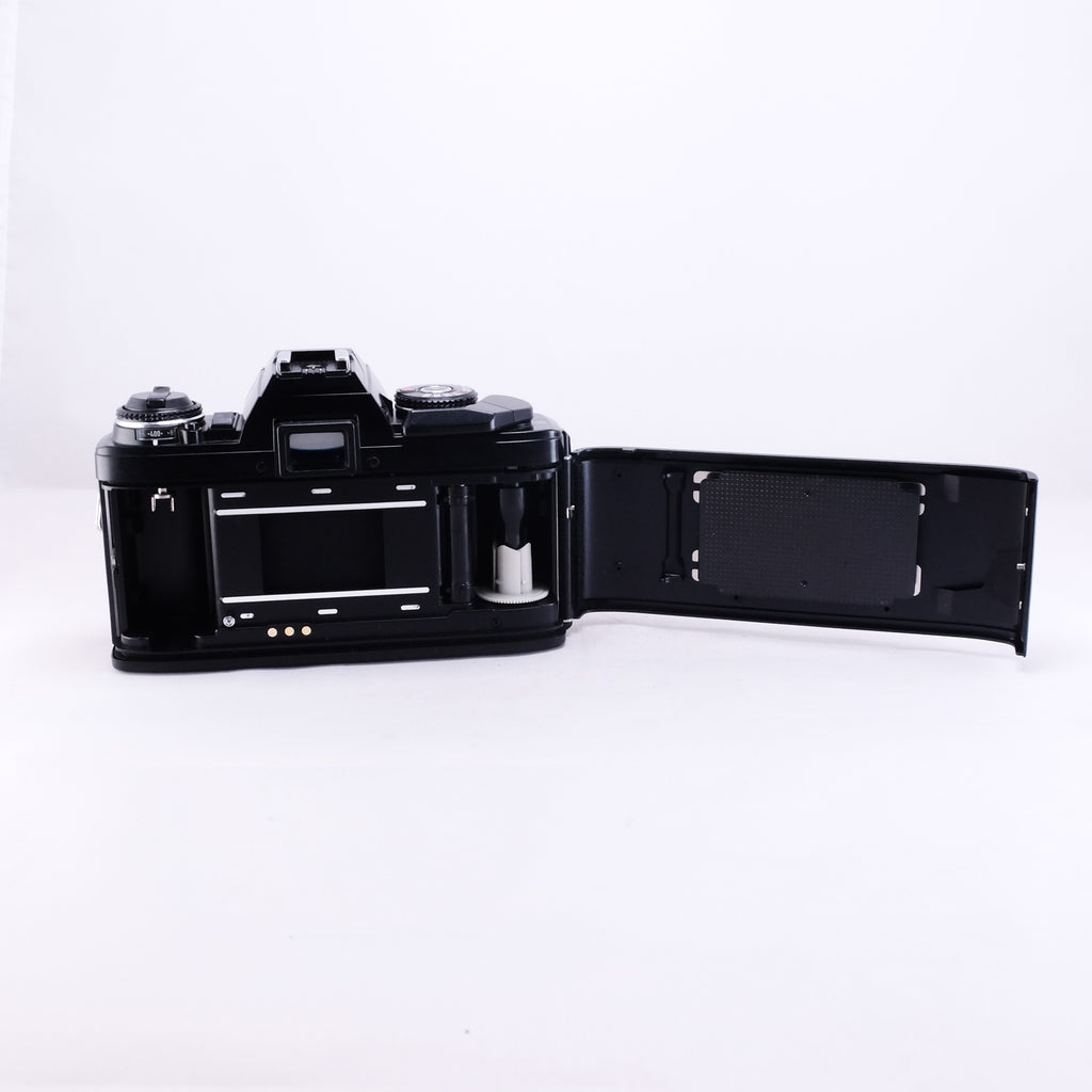 MINOLTA X-500 (Black) + New MD ROKKOR 50mm F1.7