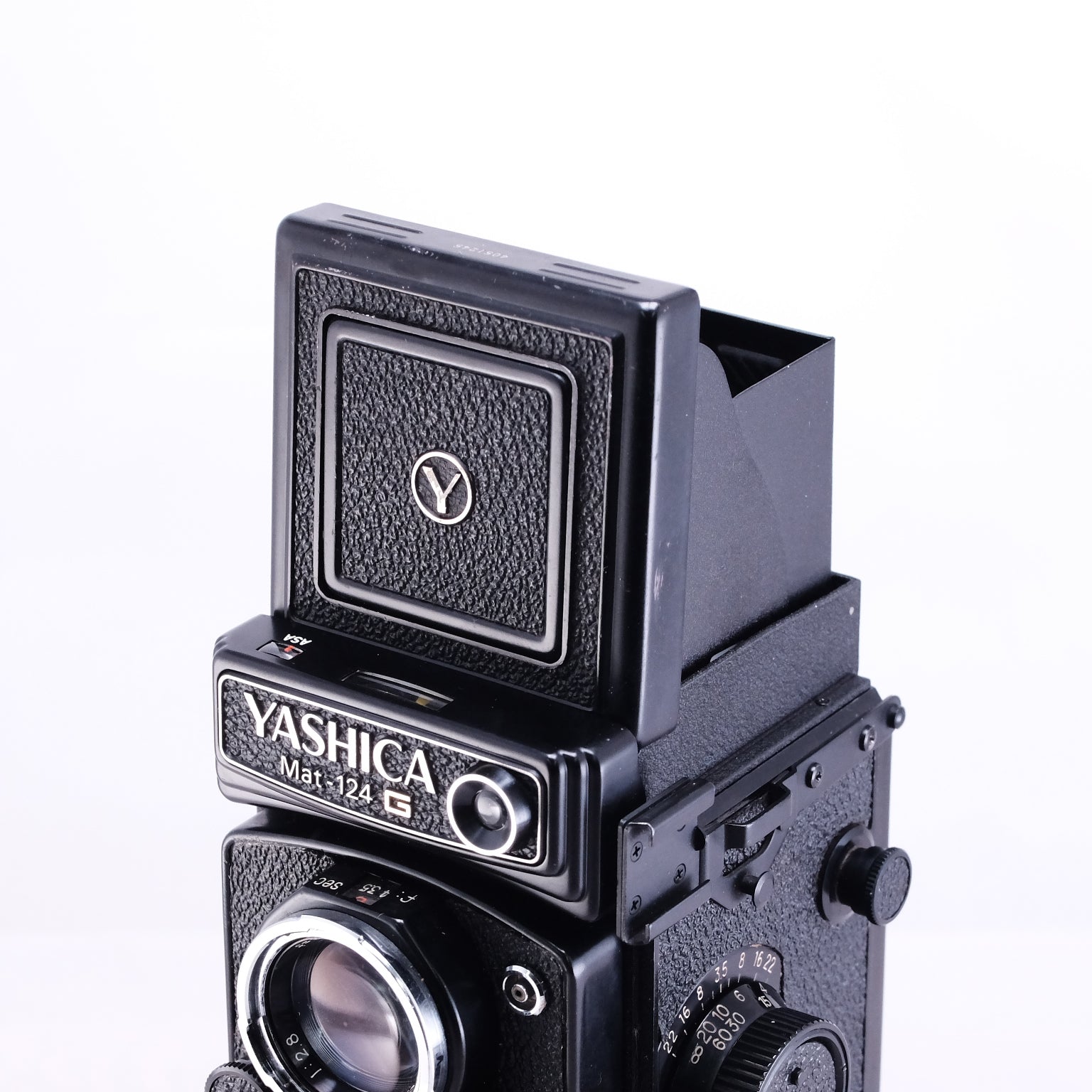 YASHICA Mat-124G Yashinon 80mm F3.5