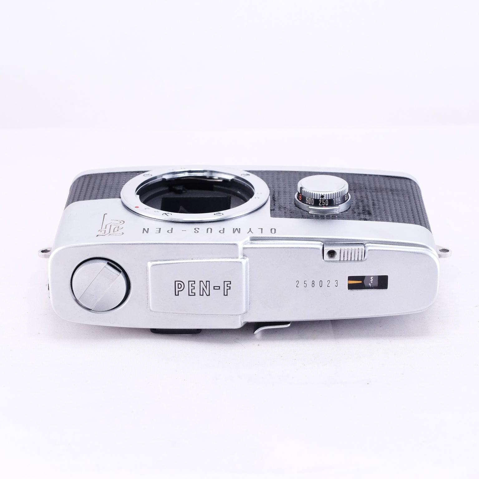 OLYMPUS PEN-F ※整備品